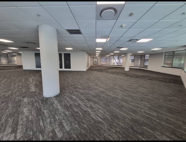 735M² OFFICE TO LET IN SANDTON CENTRAL